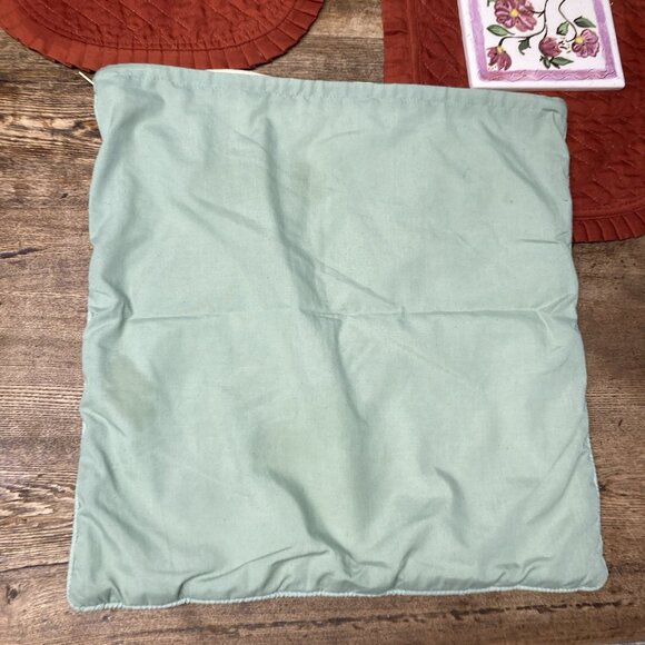 VTG Pillow Cover Embroidered Quilted Throw Accent Cottage Core Granny Farmhouse - Picture 9 of 9